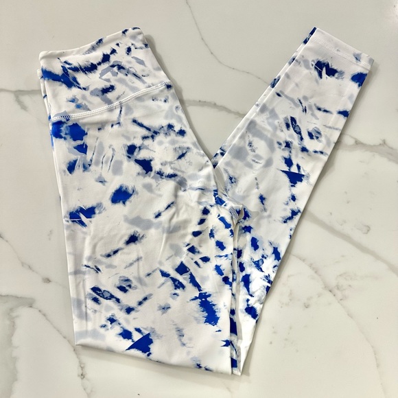 NWOT Carbon38 Celestine High Rise Blue White Tie Dye Leggings - Picture 2 of 3